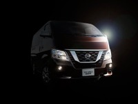 日産、新型 NV350キャラバン のエクステリアを先行公開…今夏発売予定 画像
