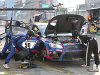 【ニュル24時間】レース中にも進化見せた! スバル ディーラーメカニックの活躍 画像