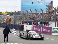 【ルマン24時間】給油予定30回、現場スタッフ90人、シフトチェンジ約2万3000回…王者ポルシェの数字トリビア 画像