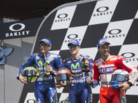 【MotoGP イタリアGP】ビニャーレスが2戦連続ポールポジション、母国GPロッシも2番手 画像