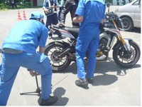 二輪車を対象にした特別街頭検査を実施---東京、神奈川で16台に整備命令 画像
