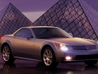 キャデラックから2シーターロードスター登場---『エボーク』が『XLR』に 画像