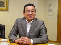 ホンダ 八郷社長「走ればホンダと分かるスポーティなクルマに」…2018年に中国初投入のEV 画像