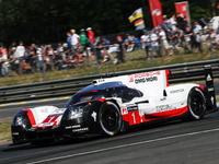 【ルマン24時間】トップ独走の1号車ポルシェにもトラブル発生、大荒れの展開 画像