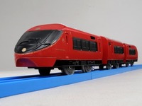 会場は車両整備工場…富士急行が8500系『富士山ビュー特急』のプラレールを先行販売　7月17日 画像