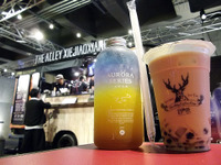 新宿駅 甲州街道高架下に、トラックに載るミニ台湾カフェ　7月11日オープン 画像