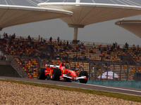 中国 上海サーキットが暴風雨で破損 画像