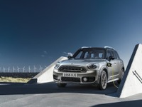 【MINI 史上初のPHEV】国内デビュー…7月7日より展示開始 画像