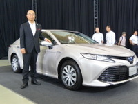 【トヨタ カムリ 新型】勝又CE「理屈抜きに格好良いと言って頂けるクルマを目指した」 画像
