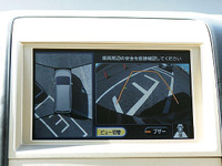 日産新技術『アラウンドビューモニター』…クルマを見下ろす？ 画像