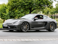 ポルシェ 718ケイマン GTS、公開直前スクープ…370馬力のハイチューン版 画像