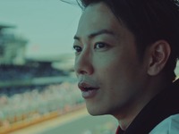 佐藤健、モータースポーツの“リアル”を感じる…動画第2弾「LE MANS篇」公開 画像