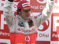 ブリアトーレ、アロンソが戻ってくるなら大歓迎 画像