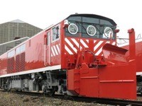 京都鉄道博物館の現役車両展示、9月は除雪車キヤ143形 画像