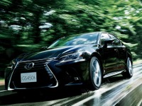 レクサス GS、トルセンLSDのオプション設定拡大…GS F は安全性能強化 画像