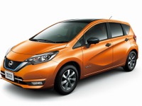 日産 ノート、安全性能向上…新グレード「ブラックアロー」を追加 画像