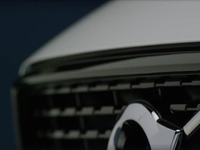 ボルボのXC40、9月21日のデビューが決定…コンパクトSUV 画像
