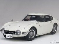 オートアート、トヨタ 2000GT 1/18スケールモデルを新規金型でリニューアル 画像