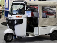 その手があったか！ 2名以上乗車できる3輪マイクロEV---日本エレクトライク 画像