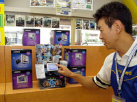 【最新カーナビ徹底ガイド2007夏】ガーミン nuvi360「店頭で触れて確かめればわかるnuviの真価」…ショップ 画像