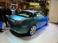 【フランクフルトショー2001速報】これが究極の開閉ルーフ、カルマン『トランスフォーマー』 画像