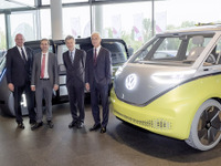VW、環境負荷を2025年までにほぼ半減へ…電動化戦略の一環 画像