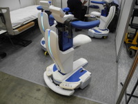 【福祉機器展2017】病院発ベンチャーのアイザック、移動ロボットを開発・販売…量産化に向けて奮闘中 画像