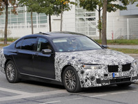 BMW 7シリーズ、反撃のビッグマイチェン…自動運転でアウディ A8 追撃 画像