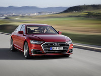 アウディ A8 新型、欧州発売…先進運転支援は40以上 画像