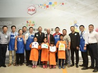 BASF、R-Mキッズファクトリーを中国初開催…塗装体験イベントに子どもたちが参加 画像