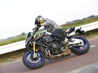 【ヤマハ MT-10 試乗】そのバイク、凶暴につき…青木タカオ 画像