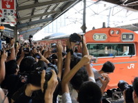 大阪まわり続けて半世紀…大阪環状線の103系が引退 画像