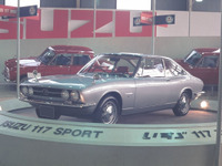 【くるまマイスター検定】50年前の東京モーターショーで同じ車名で展示されていたのは? 画像