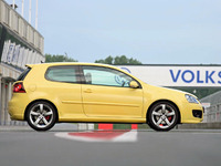 【フランクフルトモーターショー07】ピレリ、VW ゴルフGTI ほか 画像