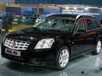 【フランクフルトモーターショー07】キャデラック BLS　ワゴン写真蔵 画像