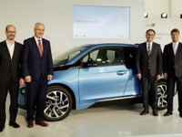 BMWの電動車 i3、10万台目がラインオフ…生産開始から4年 画像