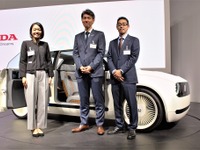 【東京モーターショー2017】ホンダアーバンEVコンセプト…もうひとつの自分の部屋をイメージ［デザイナーインタビュー］ 画像