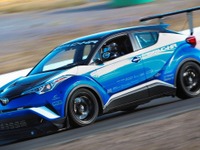 【SEMA 2017】トヨタ C-HR、600hpにフルチューン…日産 GT-R NISMO より速いぞ 画像