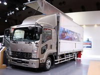 【東京モーターショー2017】反響は上々、いすゞの80周年記念車 画像