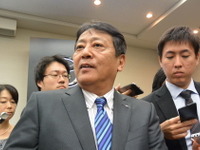 マツダ丸本副社長、トヨタとのEV共同開発会社へ複数メーカーに参加呼びかけ 画像
