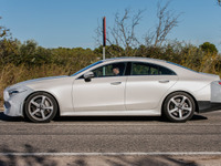 メルセデス CLS 新型、公開直前の“限界ヌード”を激写 画像