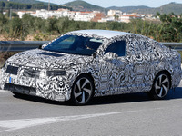 日本導入再開も!? VW ジェッタ 次期型、大型化で230馬力へパワーアップ 画像