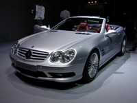 【フランクフルトショー2001続報】進歩か退化かメルセデスベンツ『SL55AMG』 画像