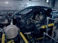 BMW i8 ロードスター、発表前の最終テスト…燃費は47.6km/リットルと公表 画像