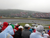 【F1日本GP】問題のC席を体験した！ 画像