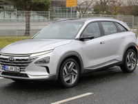 車名は1月に発表…ヒュンダイの次世代燃料電池SUV、航続600kmめざし公道テスト 画像