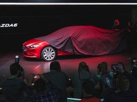 マツダ 6 改良新型、全車速追従が可能に…360°ビューモニターも採用【ロサンゼルスモーターショー2017】 画像