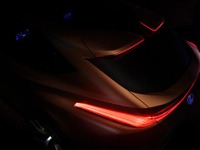 レクサスの次世代クロスオーバー車には「限界がない」…デトロイトモーターショー2018で発表予定 画像