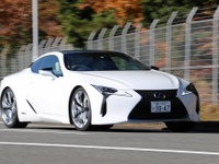日本式のおもてなしの心が滲み出ている LC…松任谷正隆【カーオブザイヤー2017-18】 画像