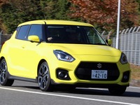 これだけコスパのいいスポーツカーは スイフトスポーツ 以外に無い…河口まなぶ【カーオブザイヤー2017-18】 画像